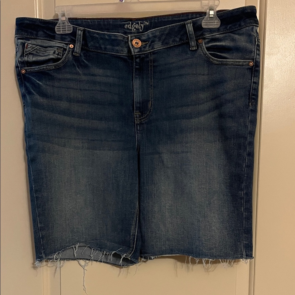 Mid Blue Denim Shorts with Visible Tag